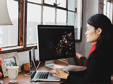 Evden Çalışan Kadın